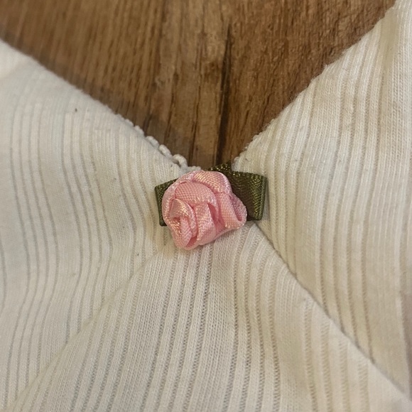 Forever 21 White Tank Top with Pink Flower - Picture 4 of 5